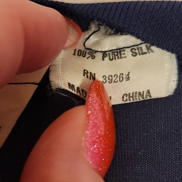 0786. EUC ~ REI ~ 100% SILK ~ Navy Blue ~ Large ~ Warming Layer - Picture 4 of 11